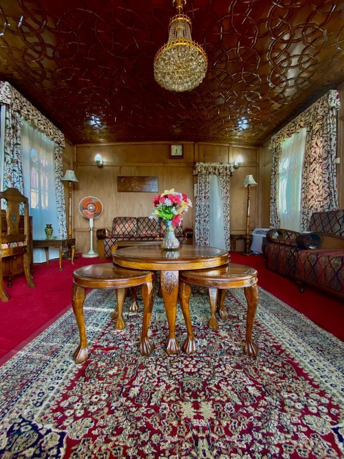 Green Paradise Houseboat - Centrally Heated Hotel Srinagar  Exterior photo