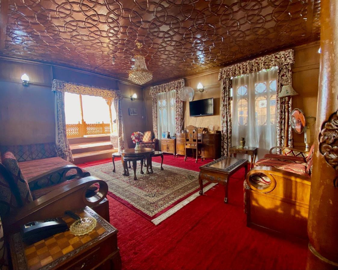 Green Paradise Houseboat - Centrally Heated Hotel Srinagar  Exterior photo